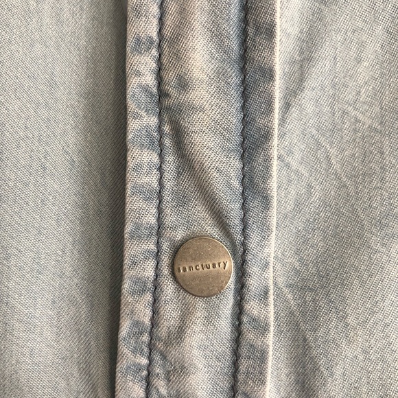 Sanctuary Boyfriend Shirt NWT in Kaskade Wash - Picture 10 of 12